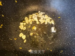 西红柿青椒炒鸡蛋的做法步骤：7