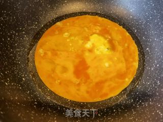 西红柿青椒炒鸡蛋的做法步骤：5