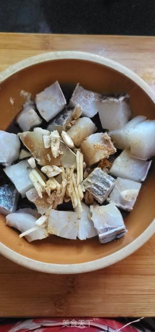 酸甜鱼块的做法步骤：3