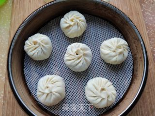 包菜鲜肉包的做法步骤：12