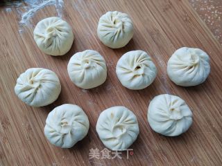 包菜鲜肉包的做法步骤：11