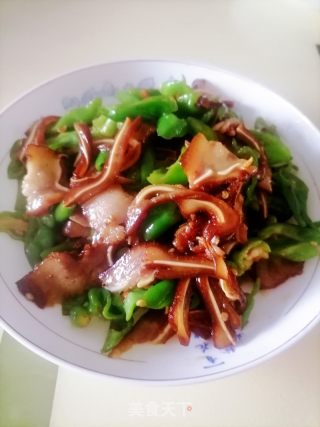 青椒炒猪耳的做法步骤：8