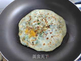 雪菜鲜肉鸡蛋麦饼的做法步骤：16