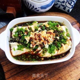 内脂豆腐拌皮蛋的做法步骤：8
