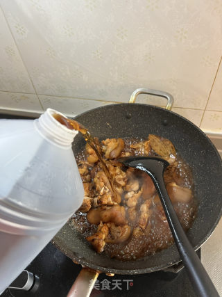 红烧猪蹄的做法步骤：12