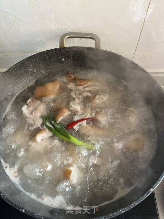 红烧猪蹄的做法步骤：5