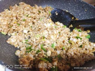 韭黄鸡蛋炒饭的做法步骤：6