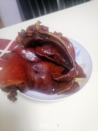 卤猪耳的做法步骤：4