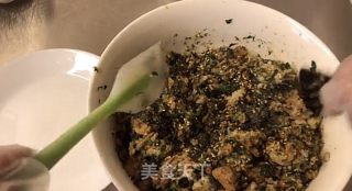 自制肉松饭团的做法步骤：12