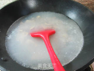 猪肝萝卜羹的做法步骤：3