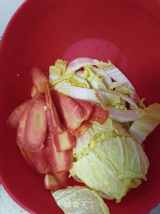 腊肉炒白菜的做法步骤：3