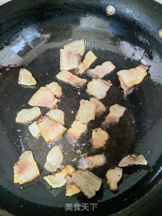 腊肉炒白菜的做法步骤：2