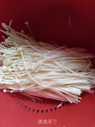 凉拌红白双色蔬的做法步骤：1