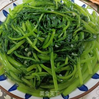 蒜末炒茼蒿的做法步骤：7