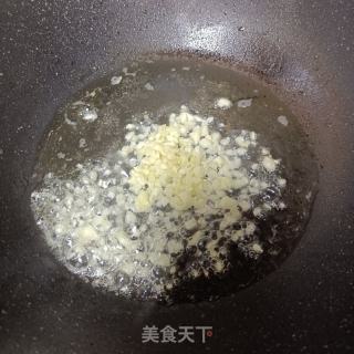 蒜末炒茼蒿的做法步骤：3