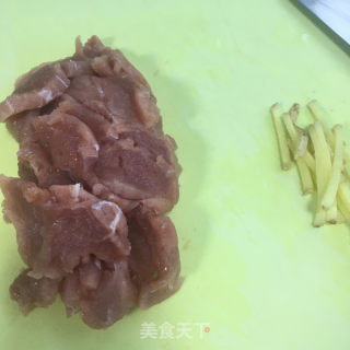 番茄豆腐肉片汤的做法步骤：2