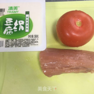 番茄豆腐肉片汤的做法步骤：1