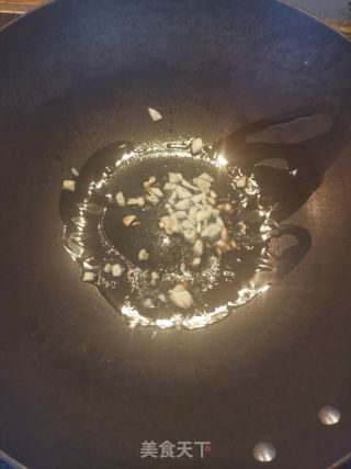 蒜香菠菜的做法步骤：4