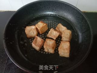 糖醋脆皮豆腐的做法步骤：2