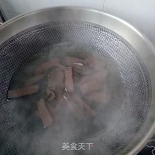 韭菜鹅肉炒猪血的做法步骤：8