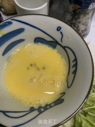 蛋炒饼（比外面好吃）的做法步骤：2
