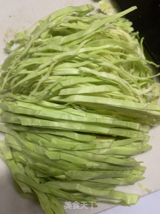 蛋炒饼（比外面好吃）的做法步骤：1