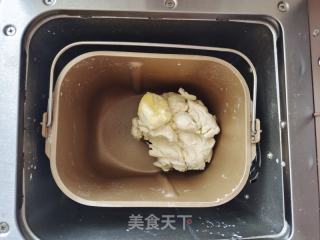 一次性发酵的蜂蜜生吐司的做法步骤：3