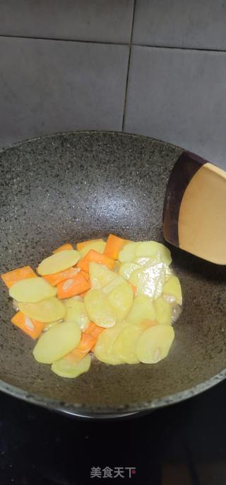 瘦肉炒土豆片的做法步骤：8