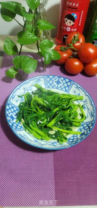 蒜未炒茼蒿的做法步骤：8