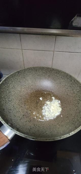 蒜未炒茼蒿的做法步骤：3