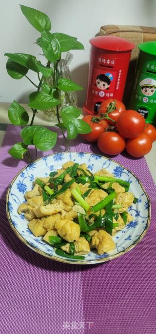 韭菜烧油豆腐的做法步骤：9