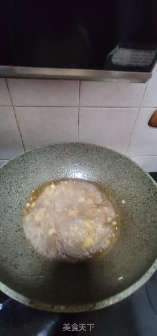 韭菜烧油豆腐的做法步骤：4