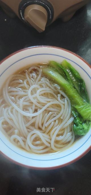 榨菜瘦肉汤米粉的做法步骤：9