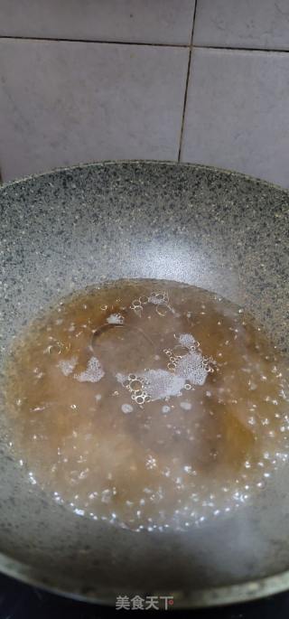 瘦肉油豆腐汤米粉的做法步骤：6