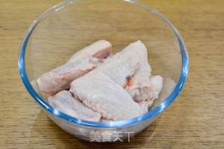烤鸡翅串的做法步骤：1