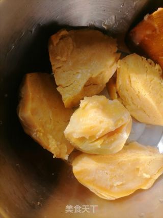 红薯饼的做法步骤：1