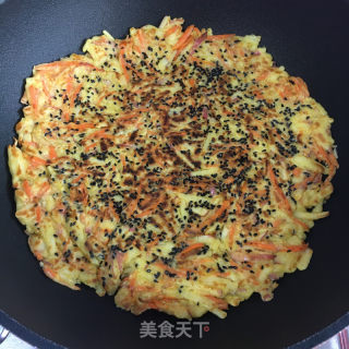 苹果胡萝卜丝烙饼的做法步骤：9