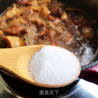 糖醋排骨炖竹笋的做法步骤：11