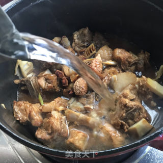 糖醋排骨炖竹笋的做法步骤：8