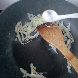 鹅肉时蔬炒米粉的做法步骤：10