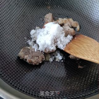 “酸甜美食”糖醋排骨的做法步骤：4