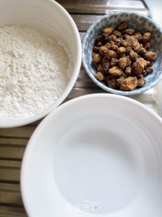 自制黑糖珍珠的做法步骤：2
