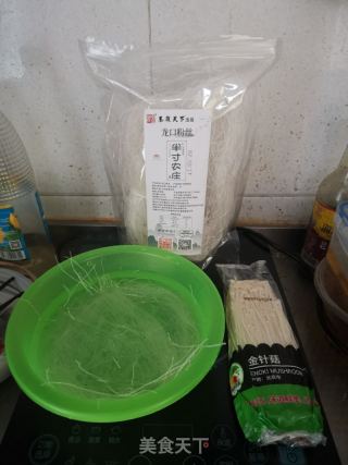酸汤肥牛的做法步骤：4