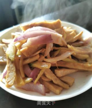 肉条炒洋葱的做法步骤：8
