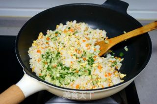 什锦蛋炒饭的做法步骤：7