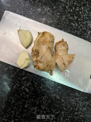 黑椒牛排骨的做法步骤：2