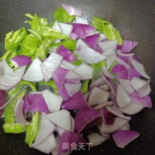 螺丝椒炒圆葱鸡蛋的做法步骤：4