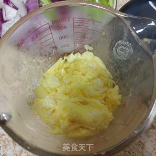 螺丝椒炒圆葱鸡蛋的做法步骤：3