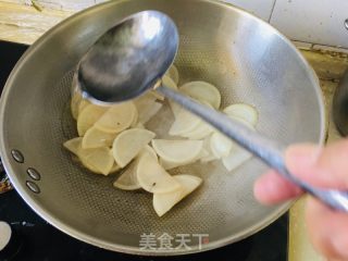 清炒白萝卜的做法步骤：7