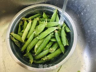 盐水豌豆的做法步骤：2